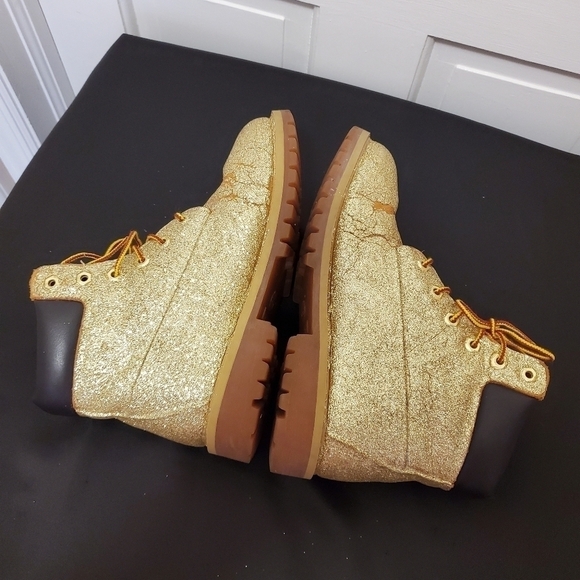 Timberland Boots Covered in Gold Glitter  … - Picture 5 of 11